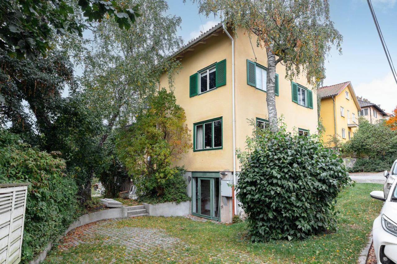 Fantastic 4 Bedroom Home In Bromma With Everything Стокхолм Екстериор снимка