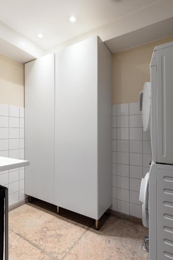 Fantastic 4 Bedroom Home In Bromma With Everything Стокхолм Екстериор снимка